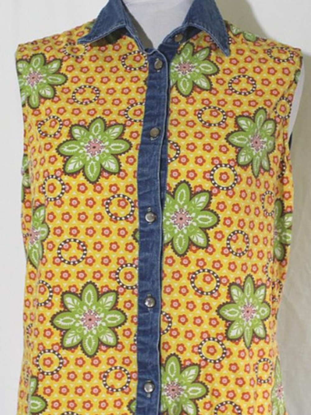 Guess Jeans Blouse Top Vintage Style Denim Trim Front Buttons Sz Medium
